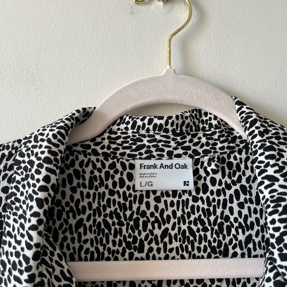 Frank + Oak Animal-Print Button-Down Collared Blouse (Large) - Picture 2 of 8
